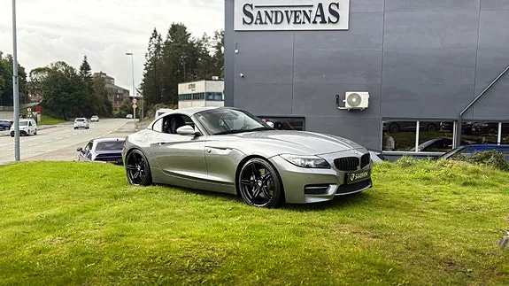 BMW Z4 2010 photo 2