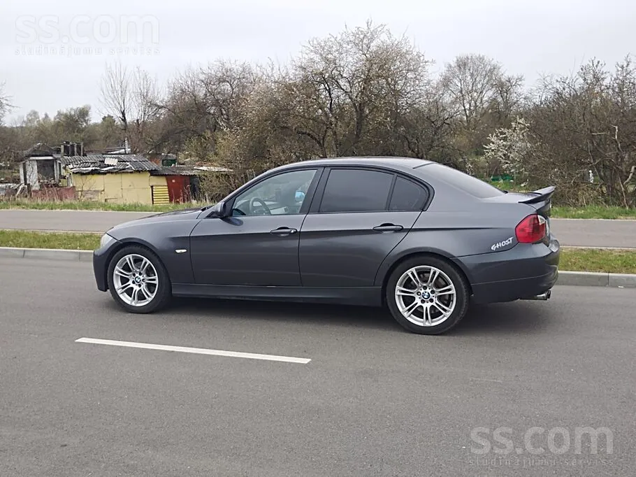BMW 330 2006 photo 4