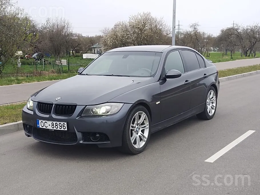 BMW 330