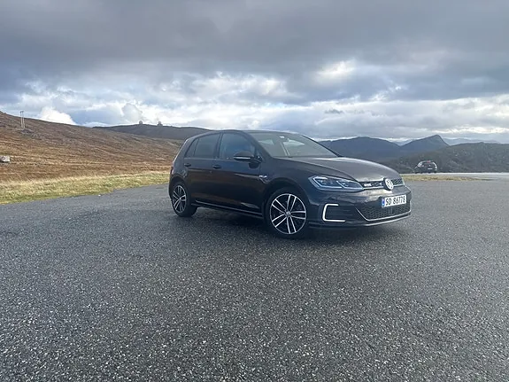Volkswagen Golf 2018 photo 3