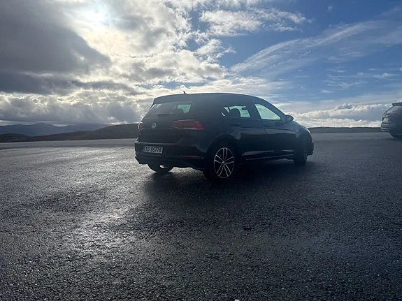 Volkswagen Golf 2018 photo 4