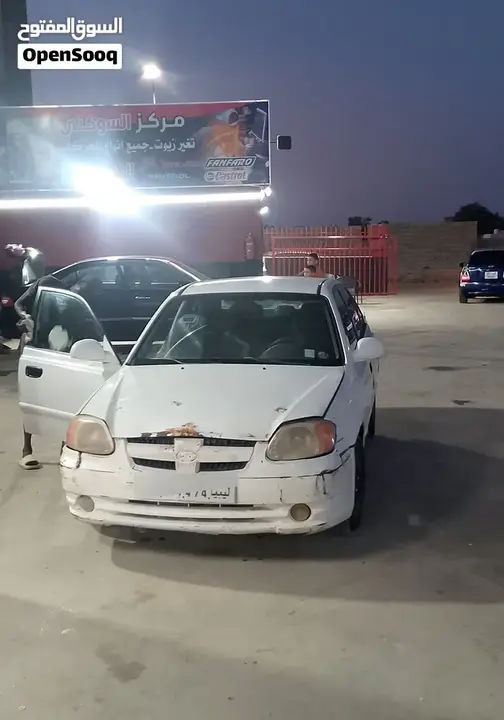 Hyundai Verna 2005 photo 4