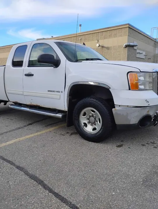 GMC Sierra 2500Hd 2010 photo 5