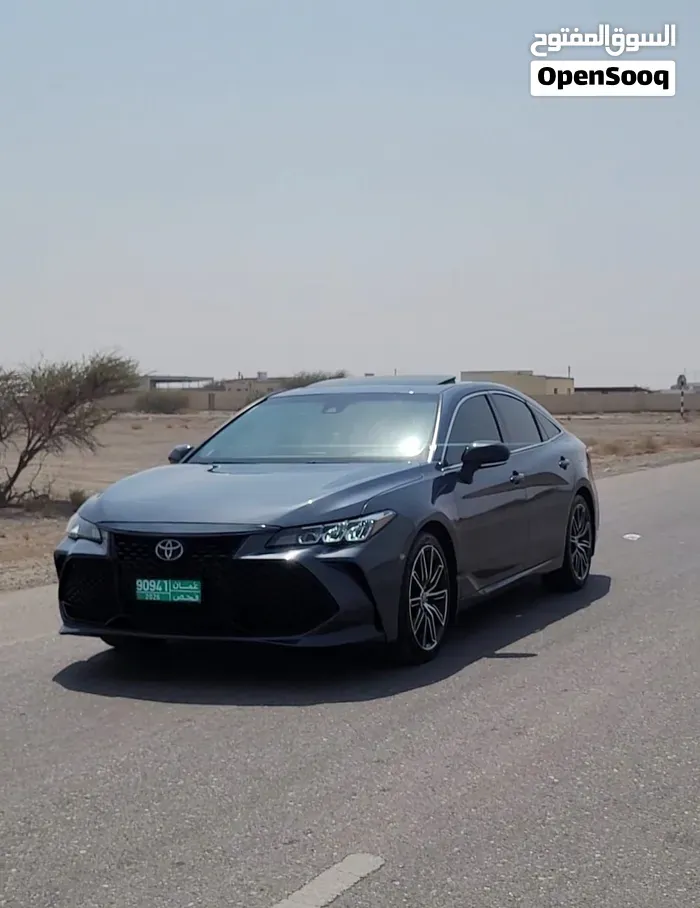Toyota Avalon 2019 photo 2