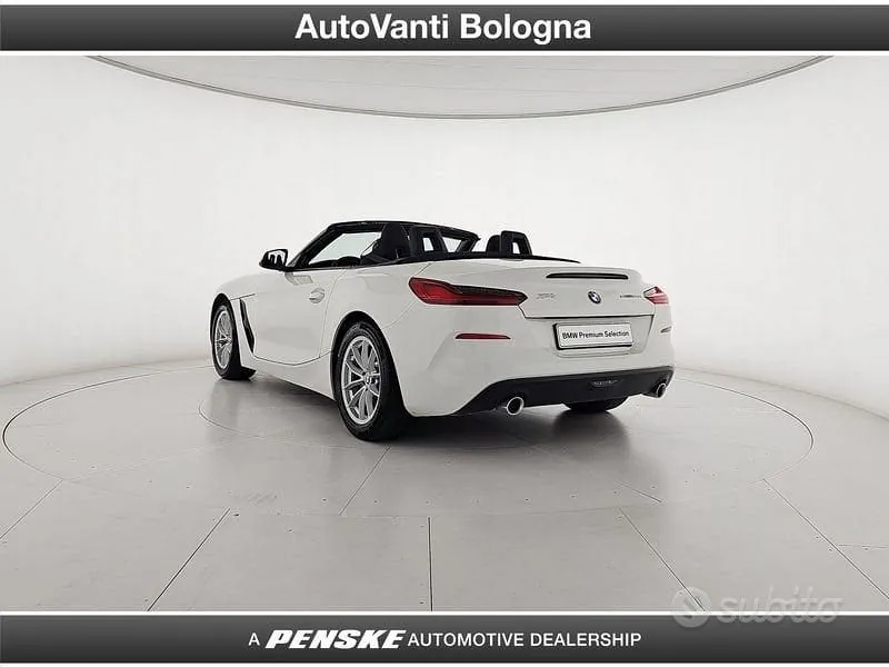 BMW Z4 2022 photo 4