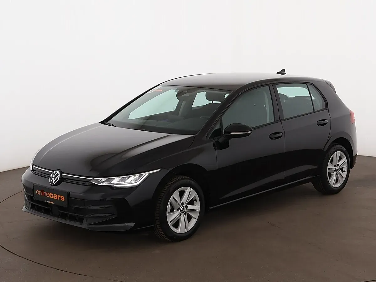 Volkswagen Golf 2023 photo 2