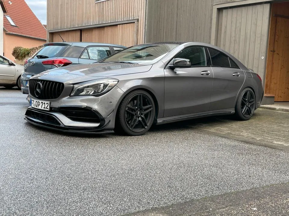 Mercedes-Benz Cla 250 Amg Line