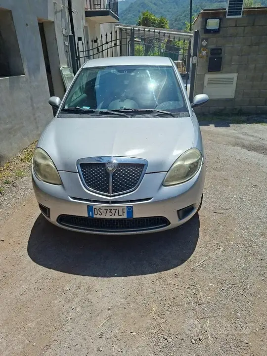 Lancia Ypsilon 2008 photo 3