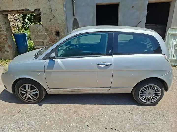 Lancia Ypsilon 2008 photo 4