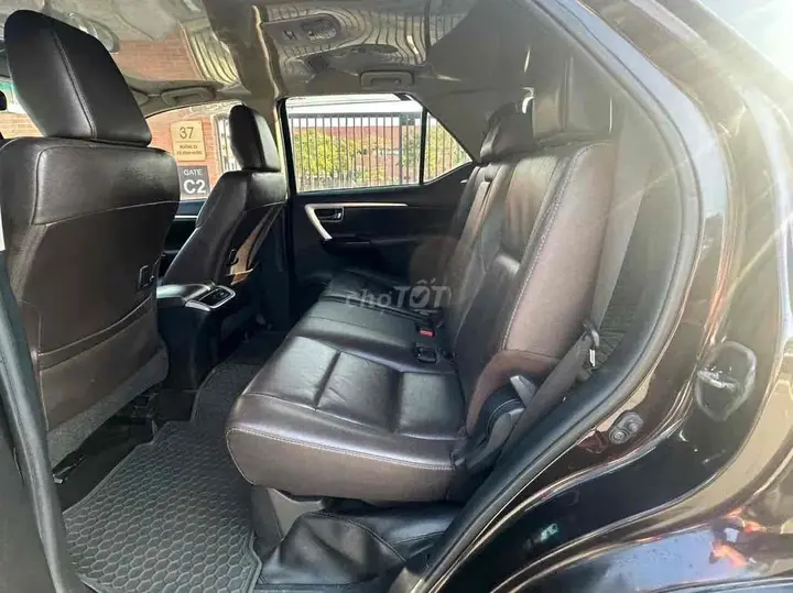 Toyota Fortuner 2018 photo 5