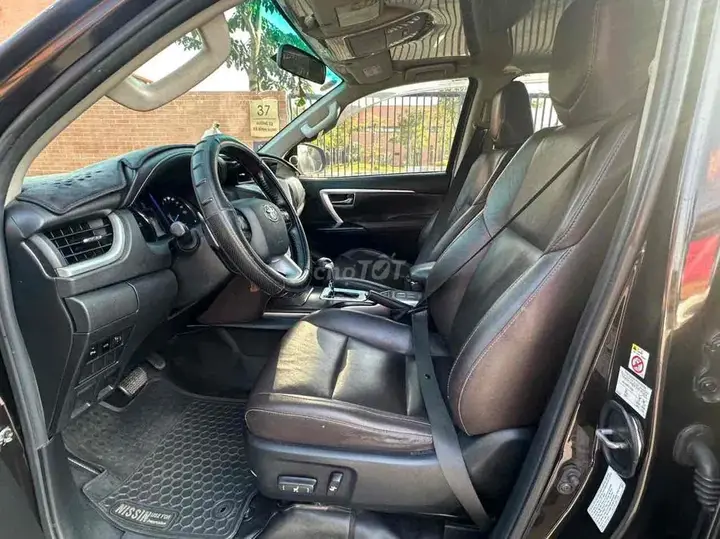 Toyota Fortuner 2018 photo 4