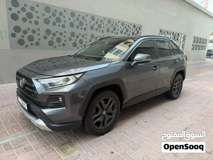 Toyota Rav4 2023 photo 2