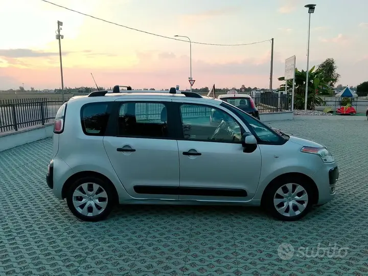 Citroen C3 Picasso 2010 photo 5