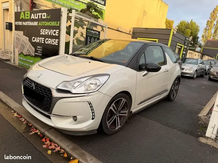 DS Automobiles Ds 3 2017 photo 2