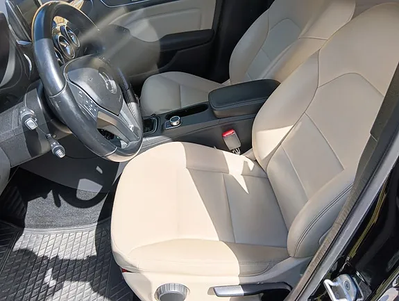 Mercedes-Benz B180 2012 photo 3