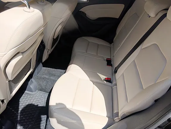 Mercedes-Benz B180 2012 photo 4