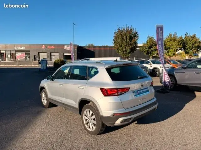 Seat Ateca 2023 photo 2