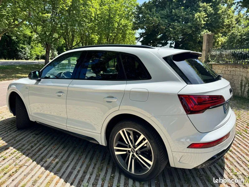 Audi Q5 2022 photo 2