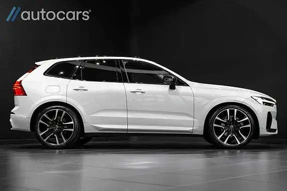 Volvo Xc60 2023 photo 2