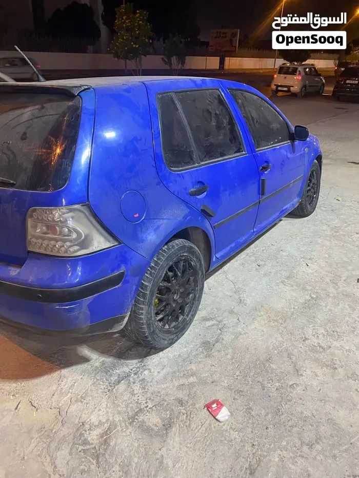 Volkswagen Golf 2002 photo 2