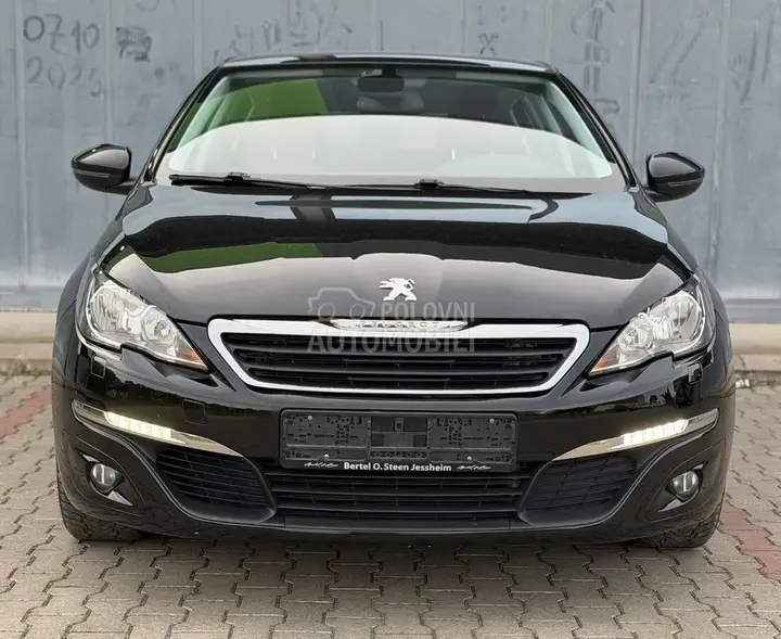 Peugeot 308 2014 photo 2