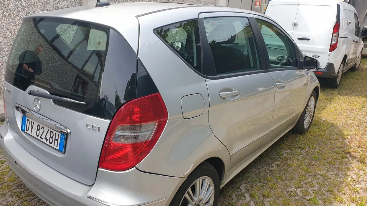 Mercedes-Benz A 180 2009 photo 5
