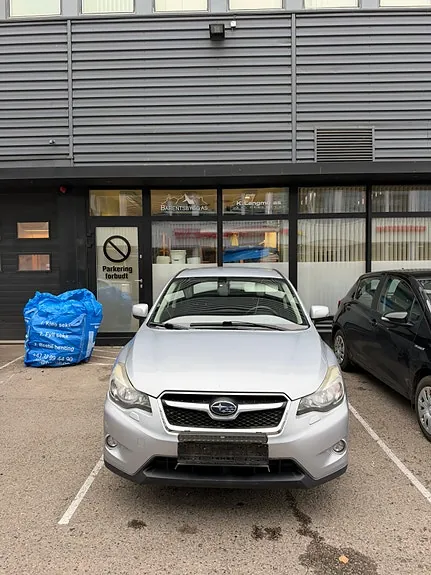 Subaru Xv 2012 photo 2