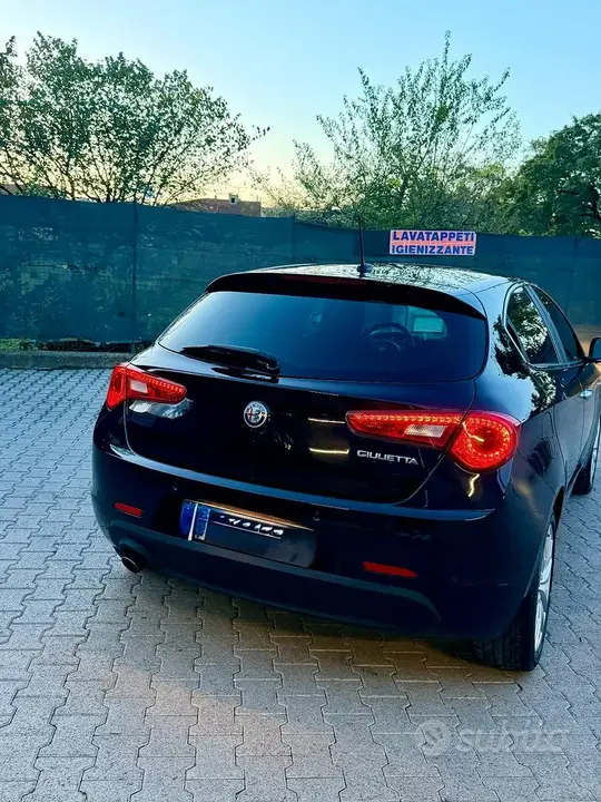 Alfa Romeo Giulietta 2018 photo 3