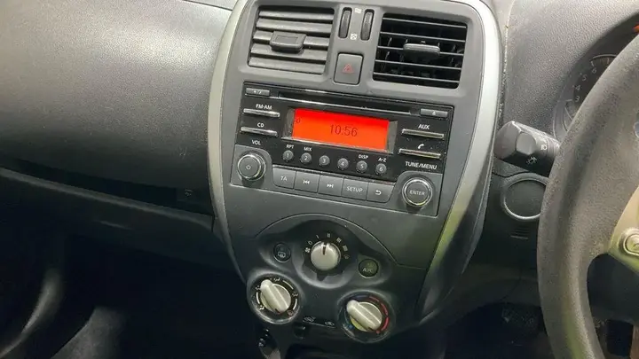 Nissan Micra 2016 photo 4