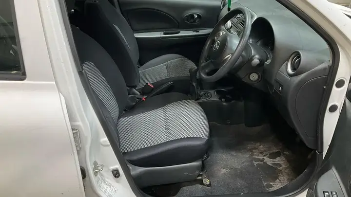 Nissan Micra 2016 photo 2