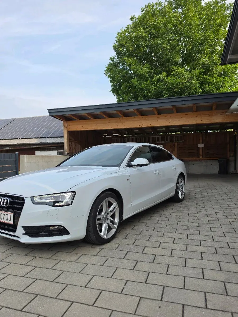 Audi A5 2016 photo 2
