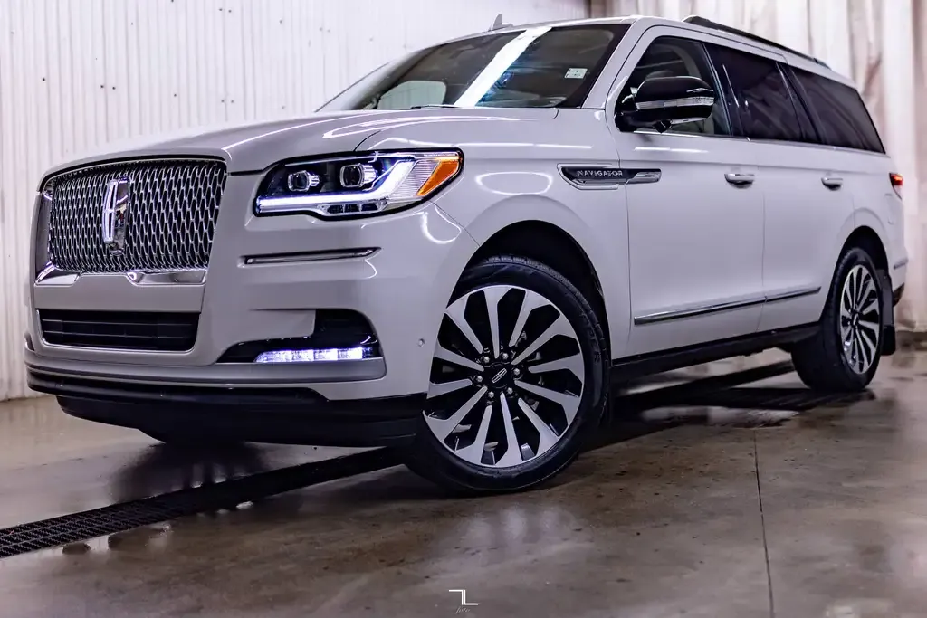 Lincoln Navigator 2022 photo 5