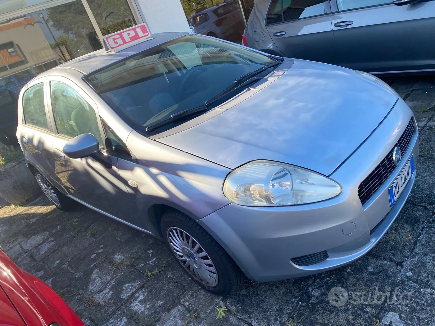 Fiat Grande Punto 2006 photo 2