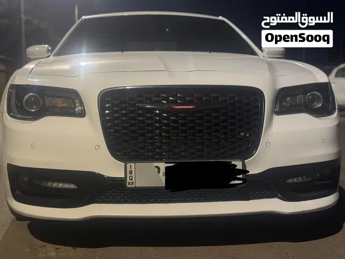 Chrysler 300 2018 photo 2