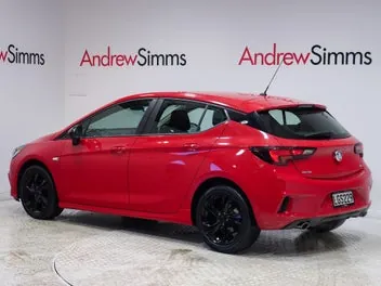 Holden Astra 2018 photo 3