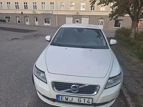 Volvo S40 2012 photo 5