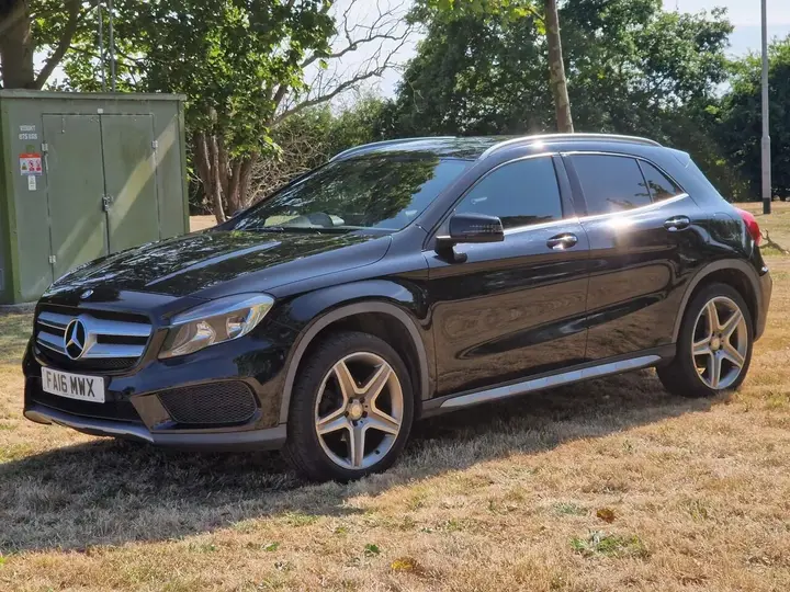Mercedes-Benz Gla 2016 photo 3
