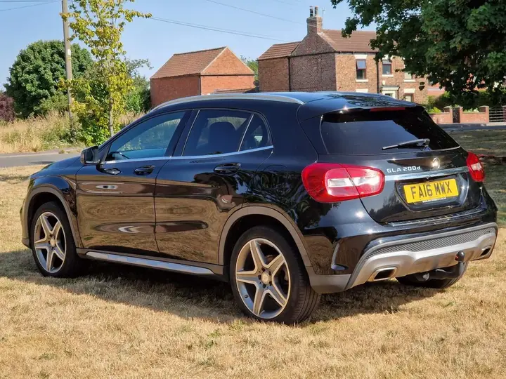 Mercedes-Benz Gla 2016 photo 5