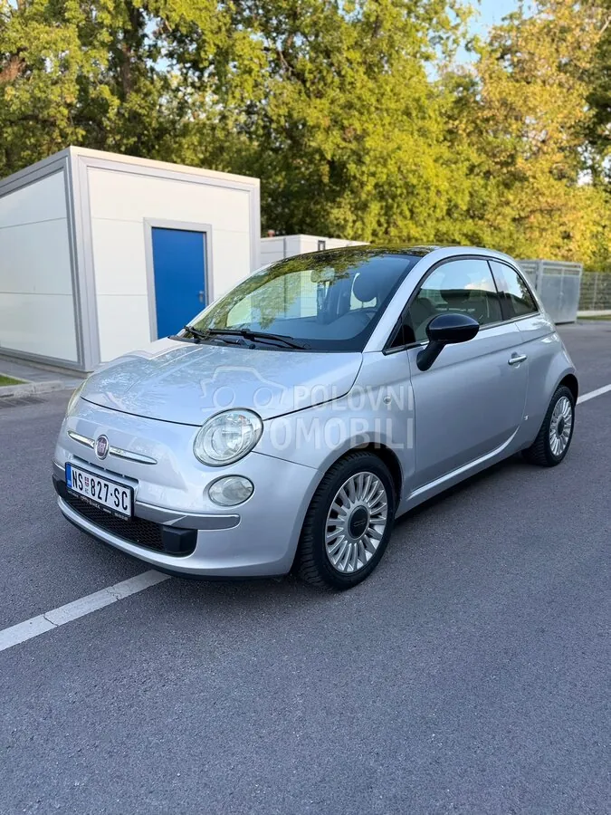 Fiat 500 2011 photo 2