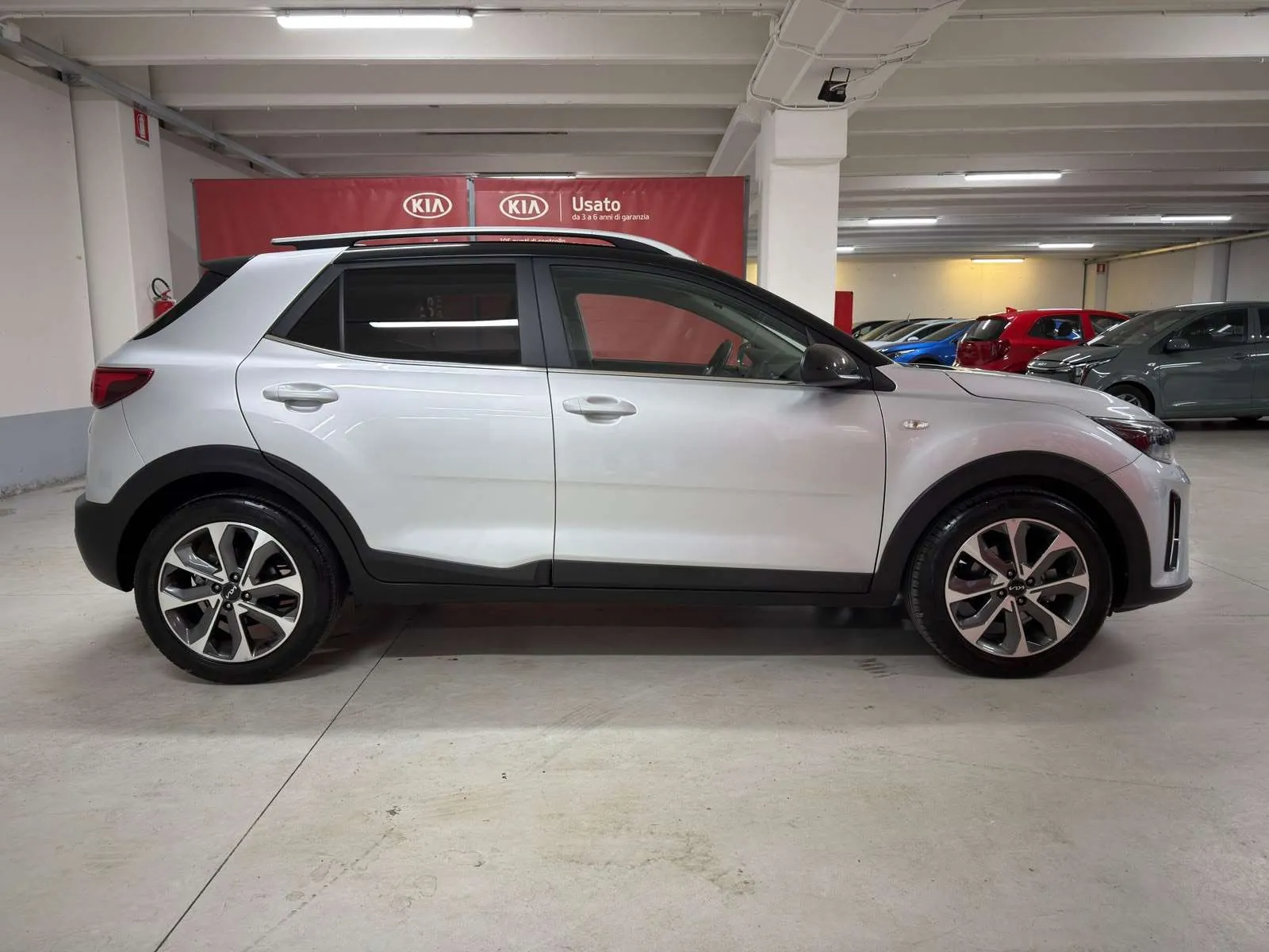 Kia Stonic 2022 photo 2