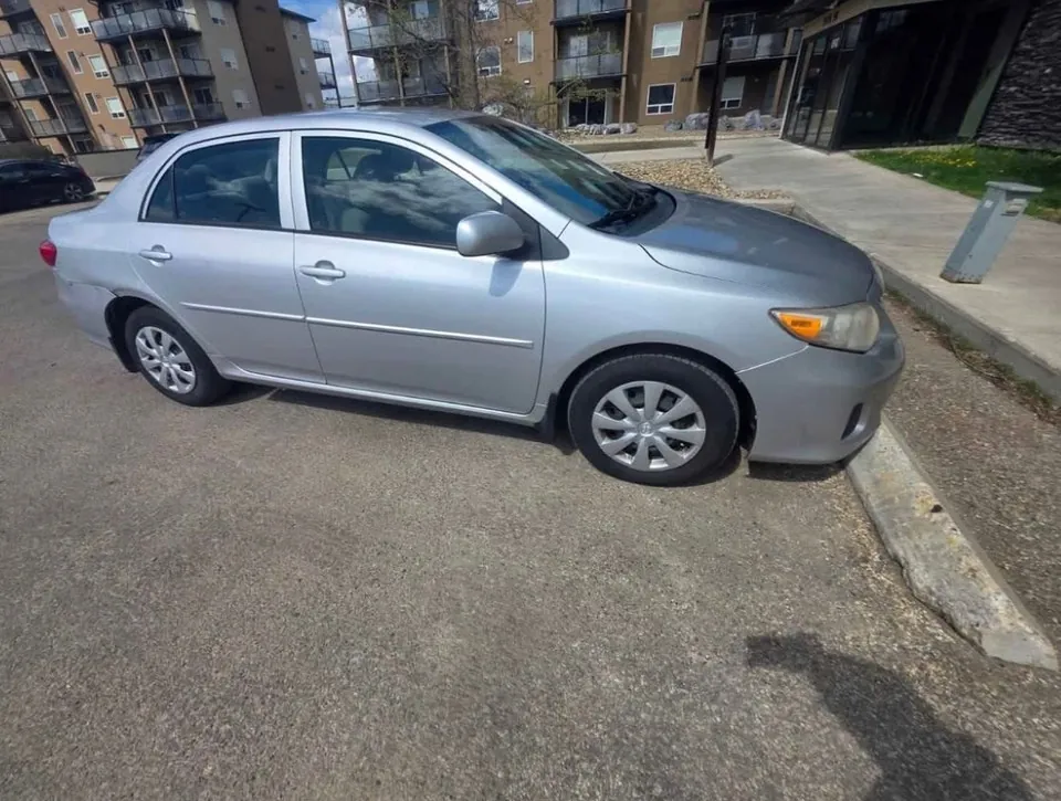 Toyota Corolla 2011 photo 4