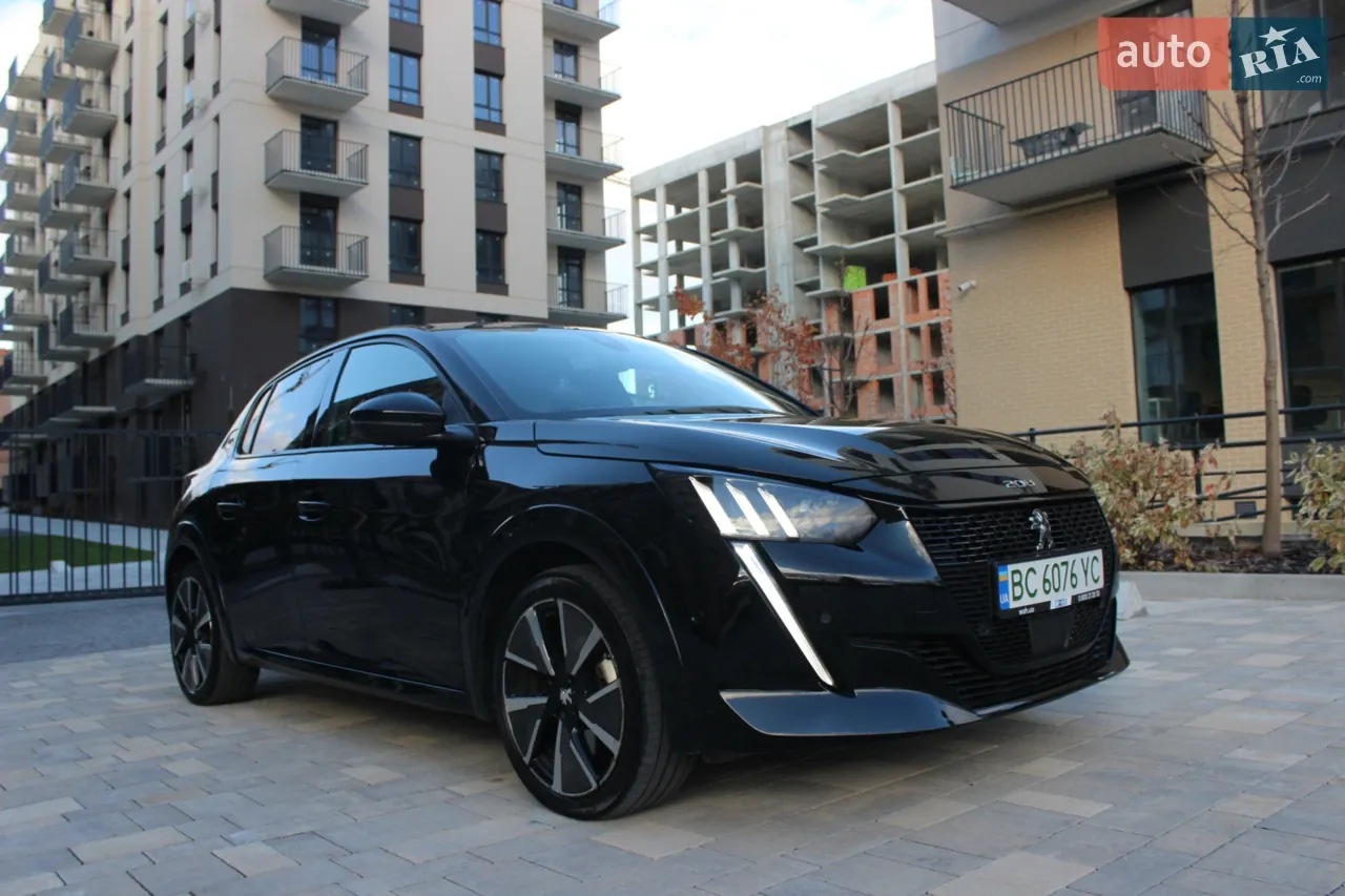 Peugeot E-208 2020 photo 2
