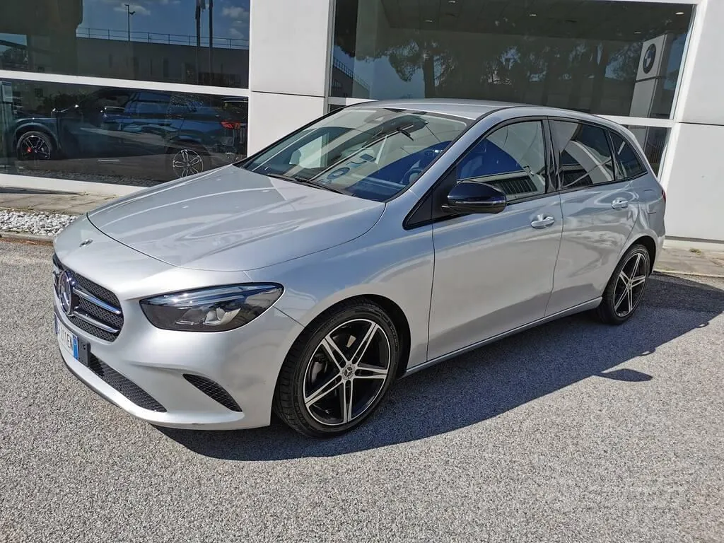 Mercedes-Benz B-Class 2021 photo 2