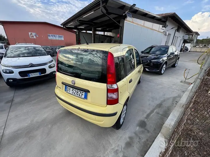 Fiat Panda 2009 photo 2