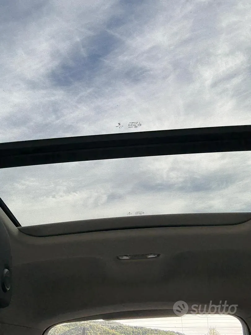 Audi Q3 2019 photo 4