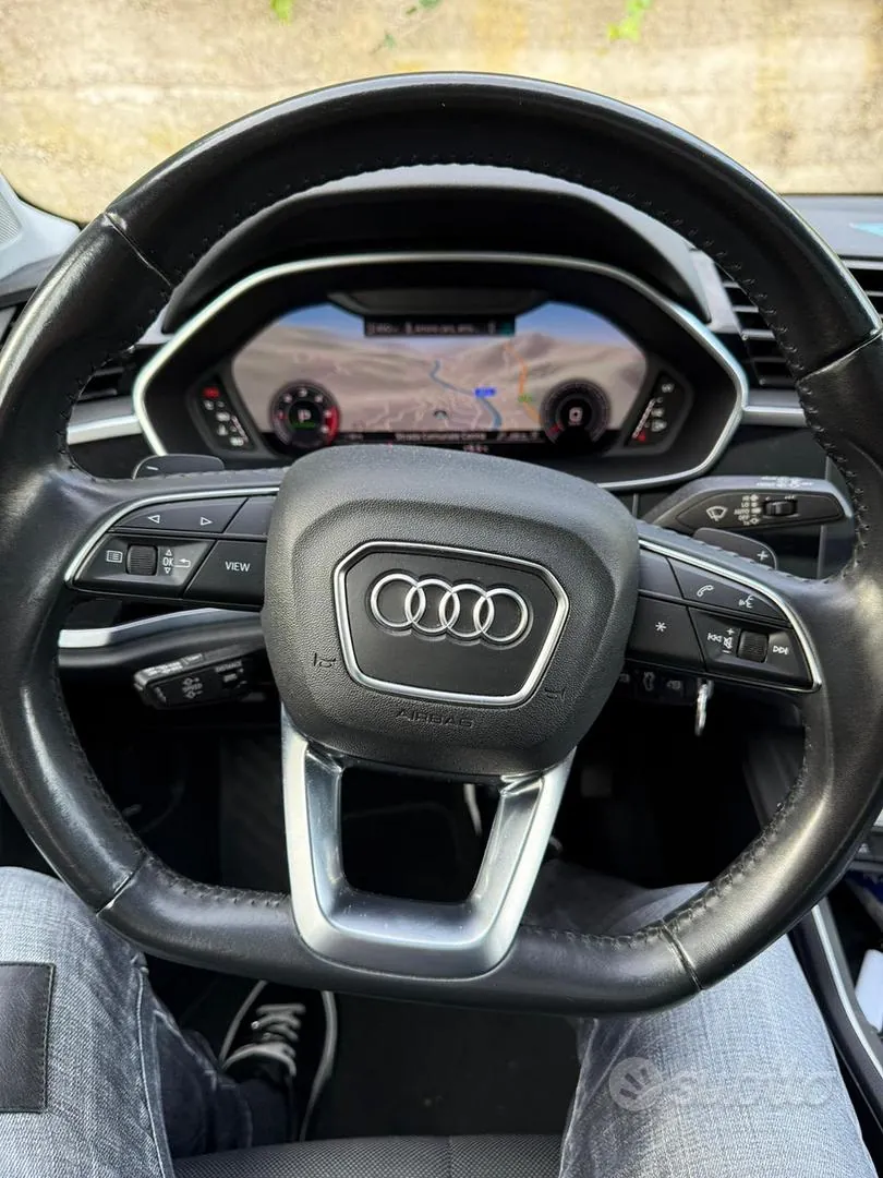 Audi Q3 2019 photo 3