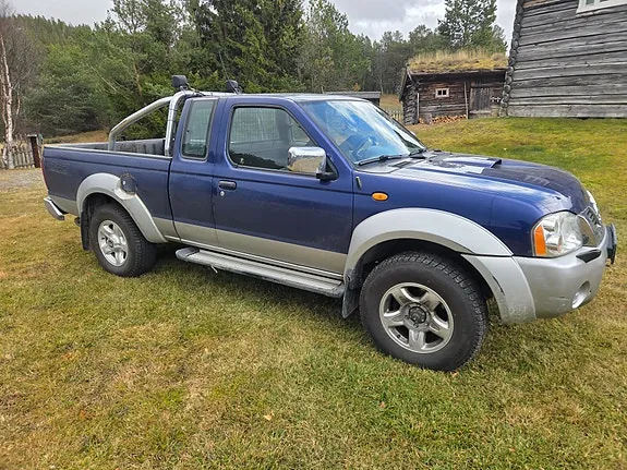 Nissan King Cab 2003 photo 5