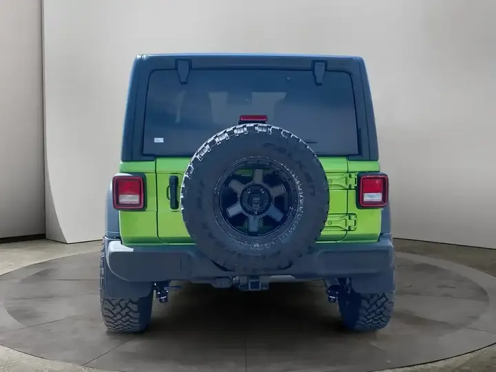Jeep Wrangler 2026 photo 4