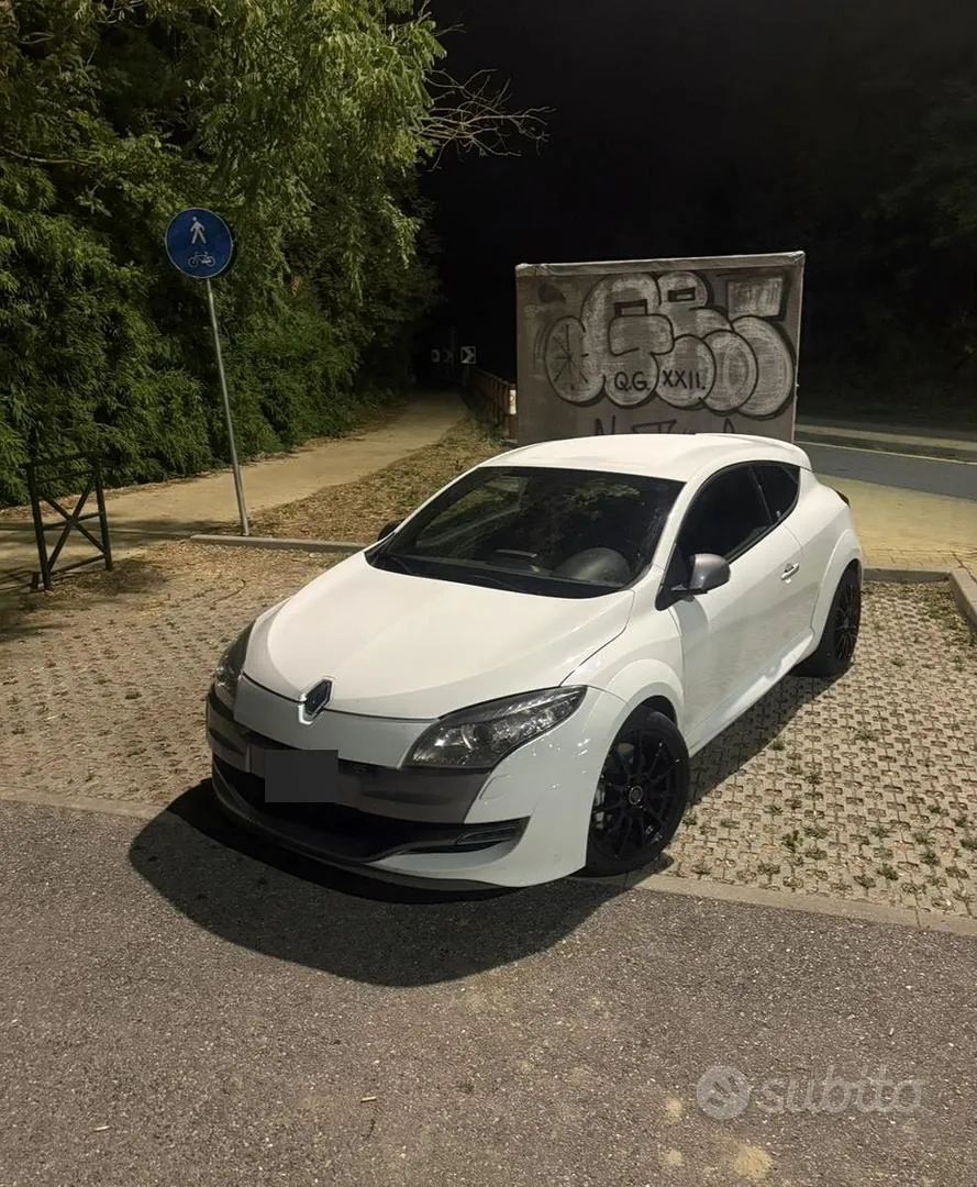 Renault Megane 2012 photo 3