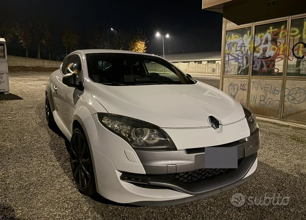 Renault Megane 2012 photo 4
